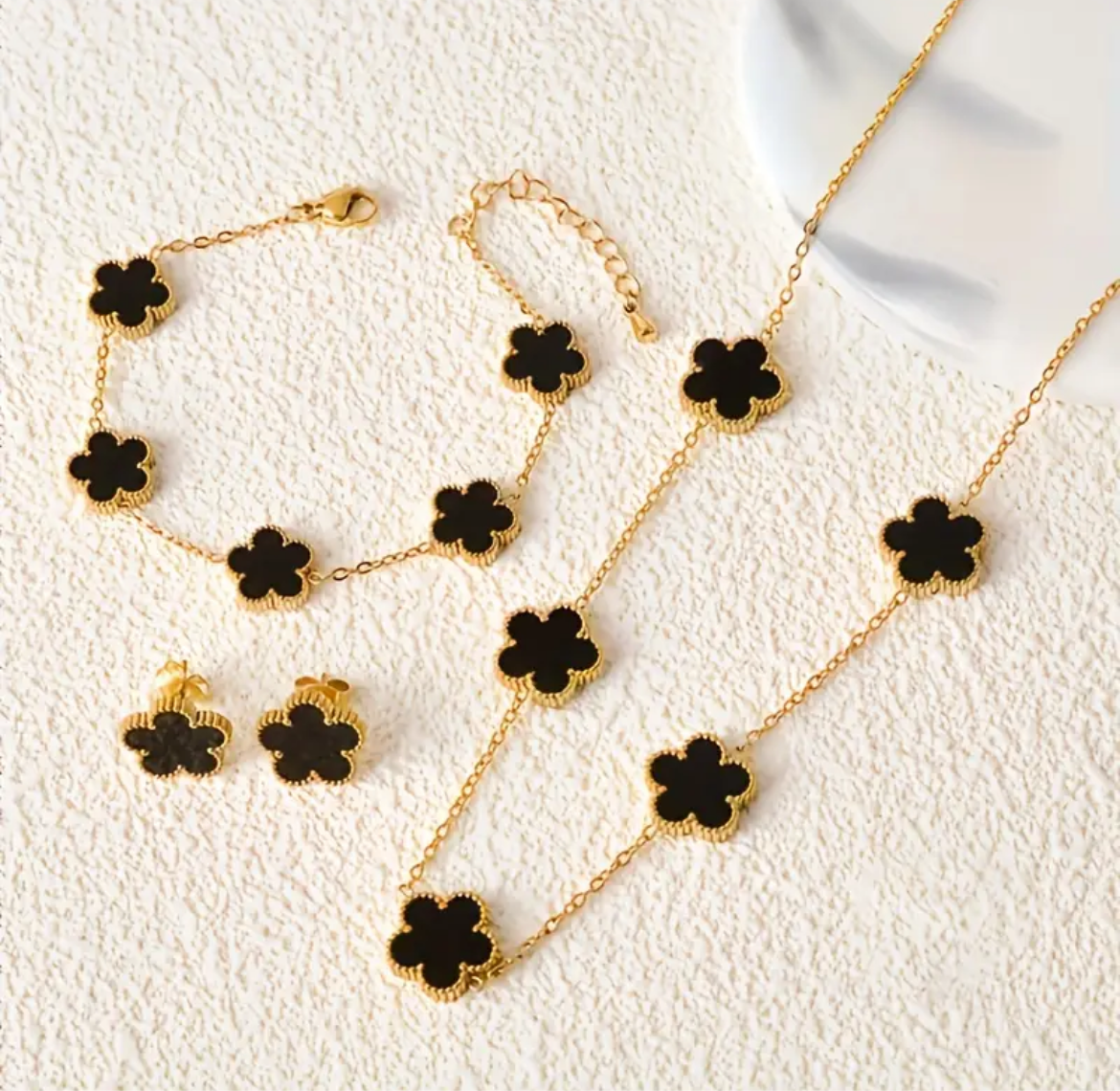 Conjunto flor negra