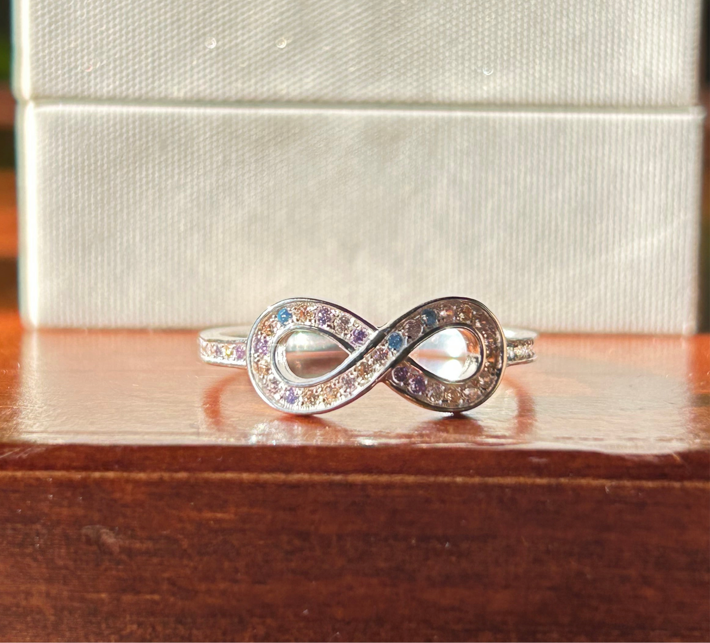 Anillo infinito colores