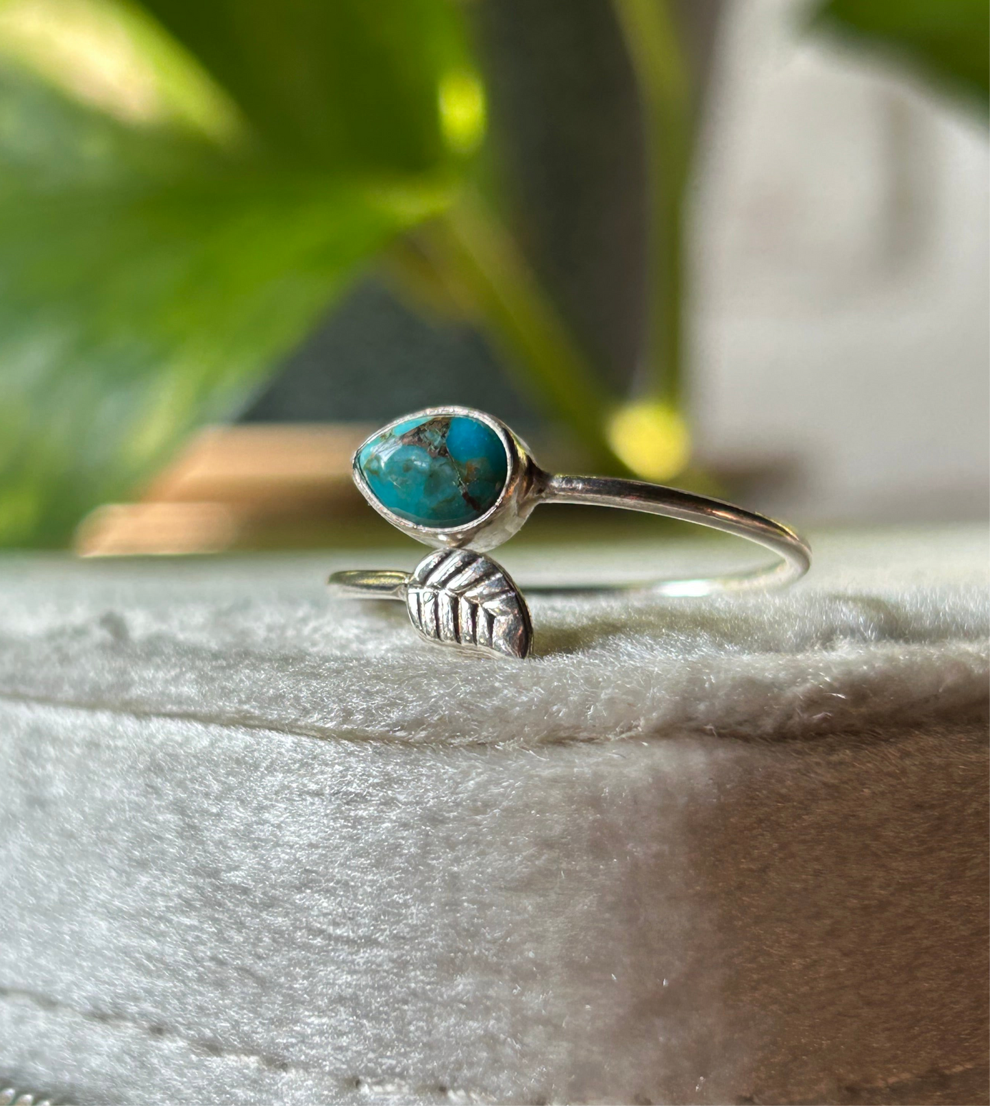 Anillo semi ajustable turquesa