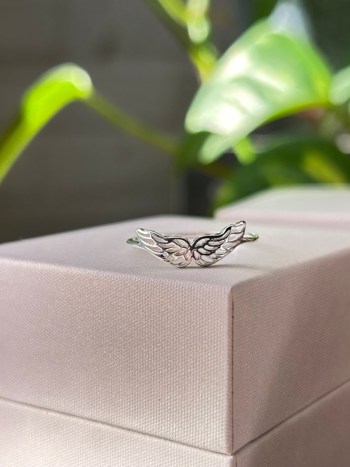 Anillo alas calado