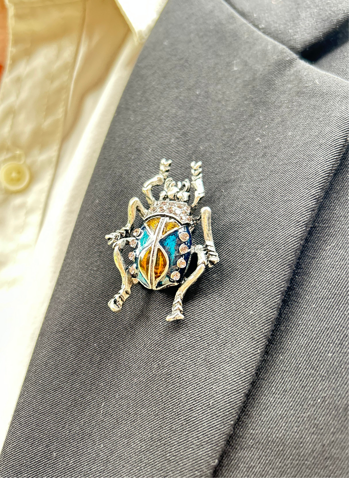 Prendedor plata y azul