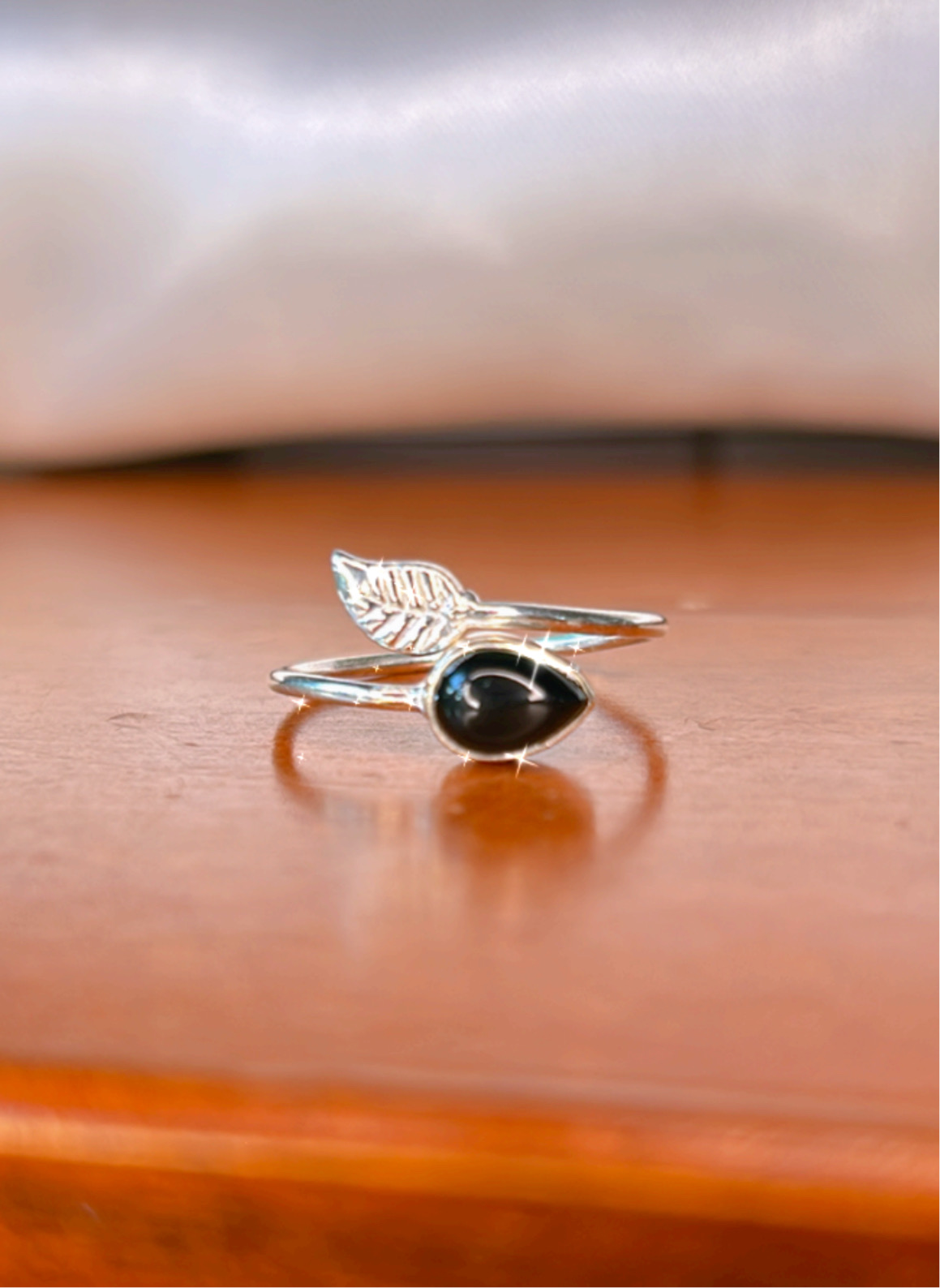 Anillo semi ajustable ónix