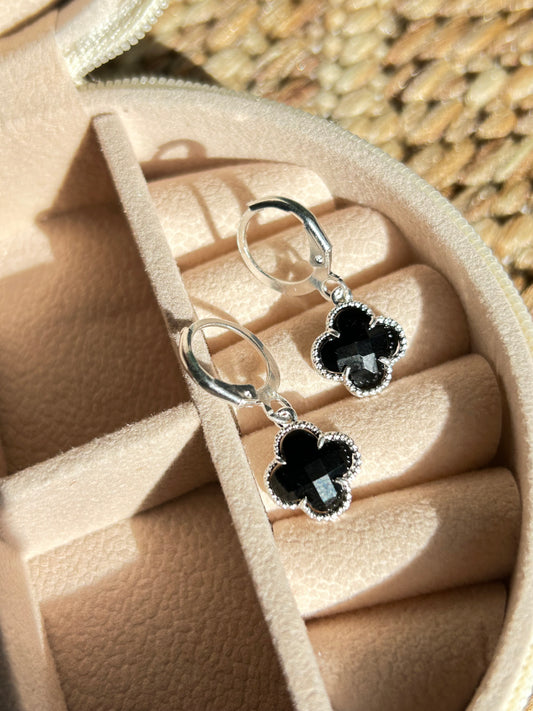 Aros bisura flor negra