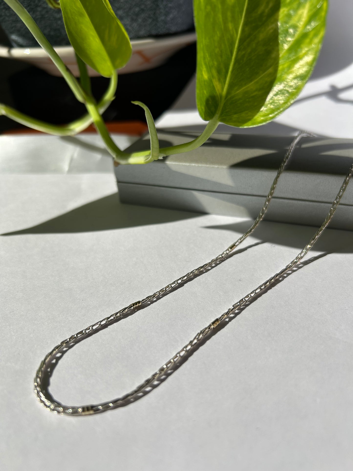 Cadena tourbillon plata y oro