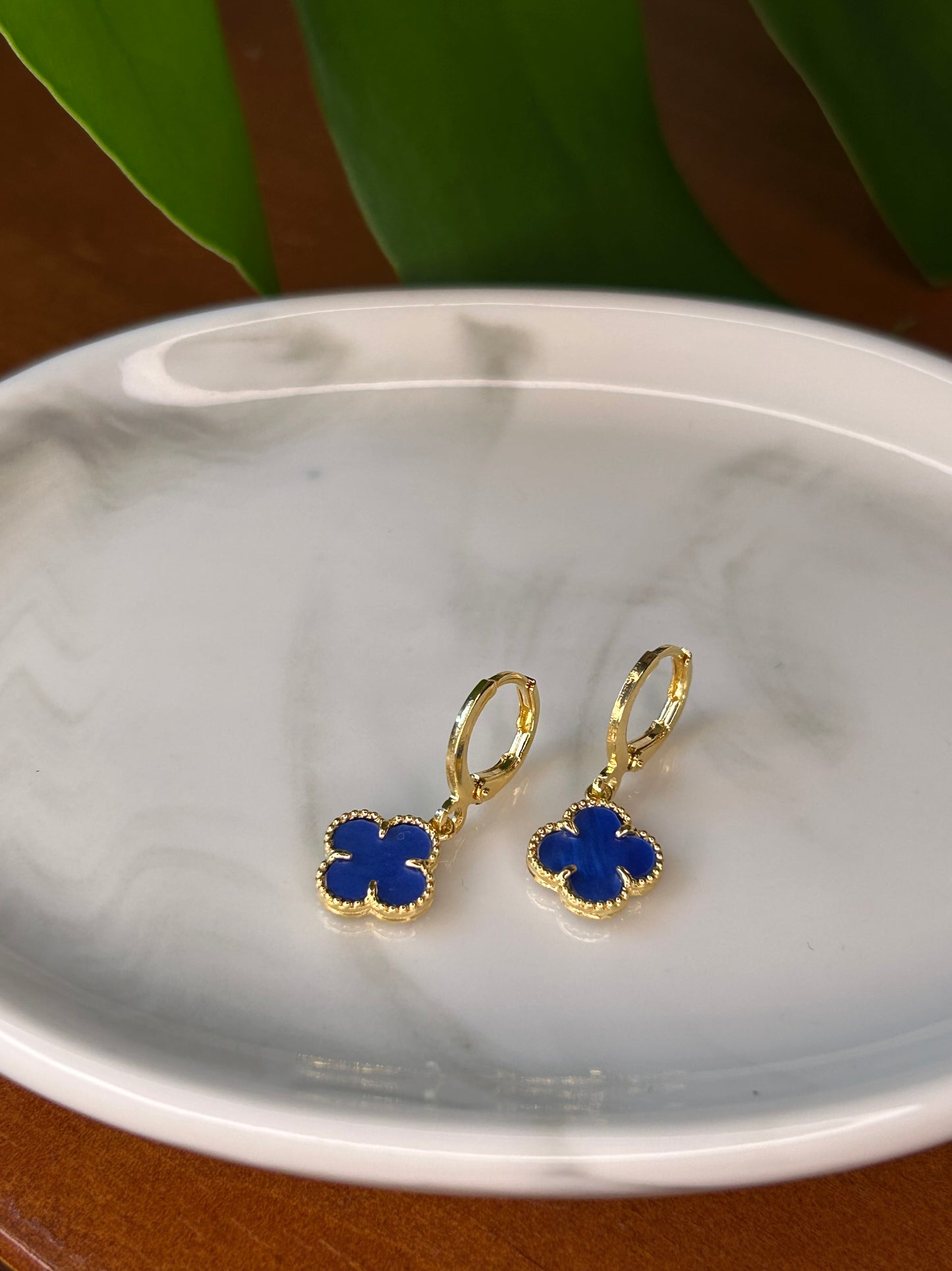 Aros trébol azul