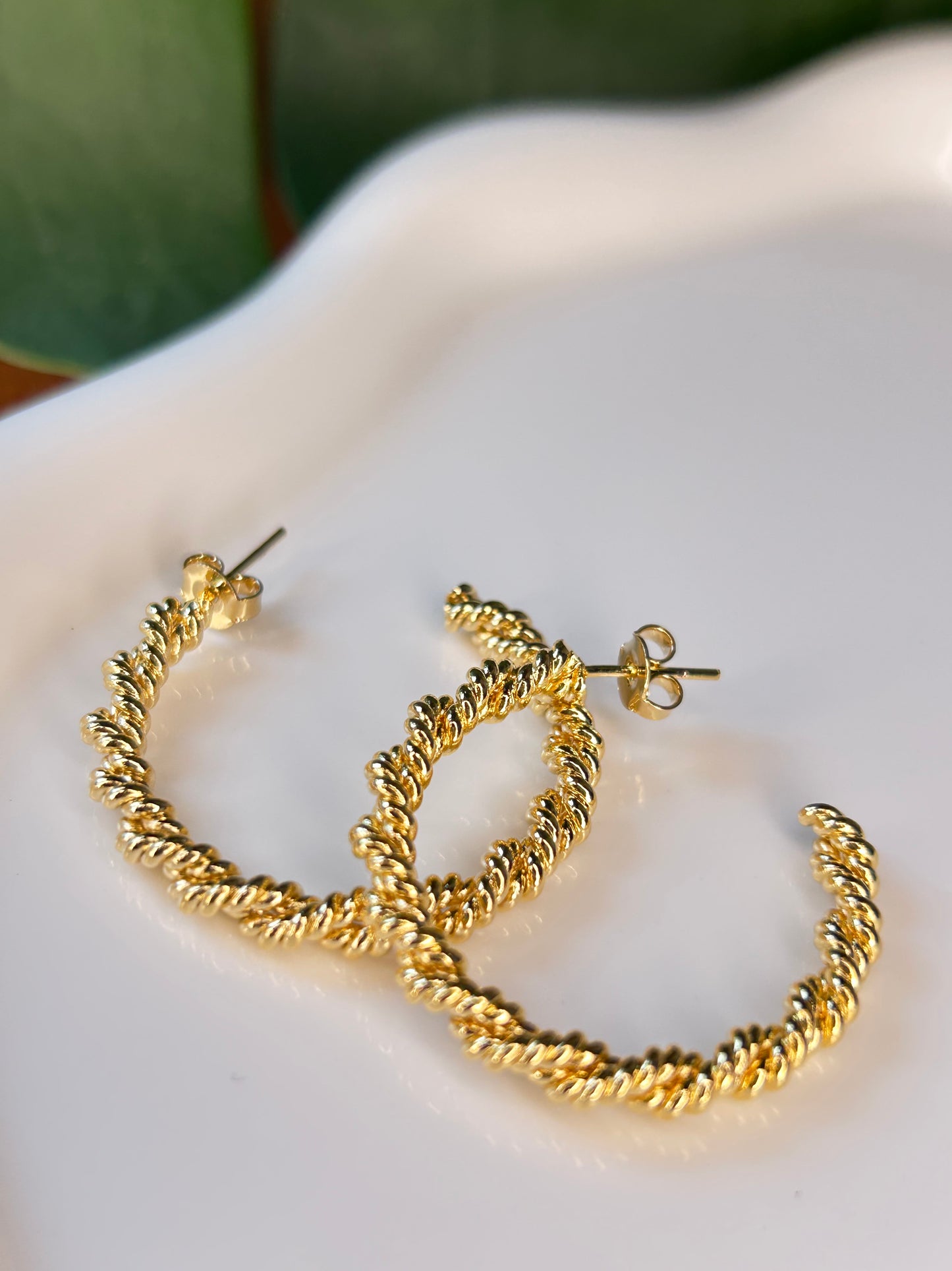 Aros torzados Gold