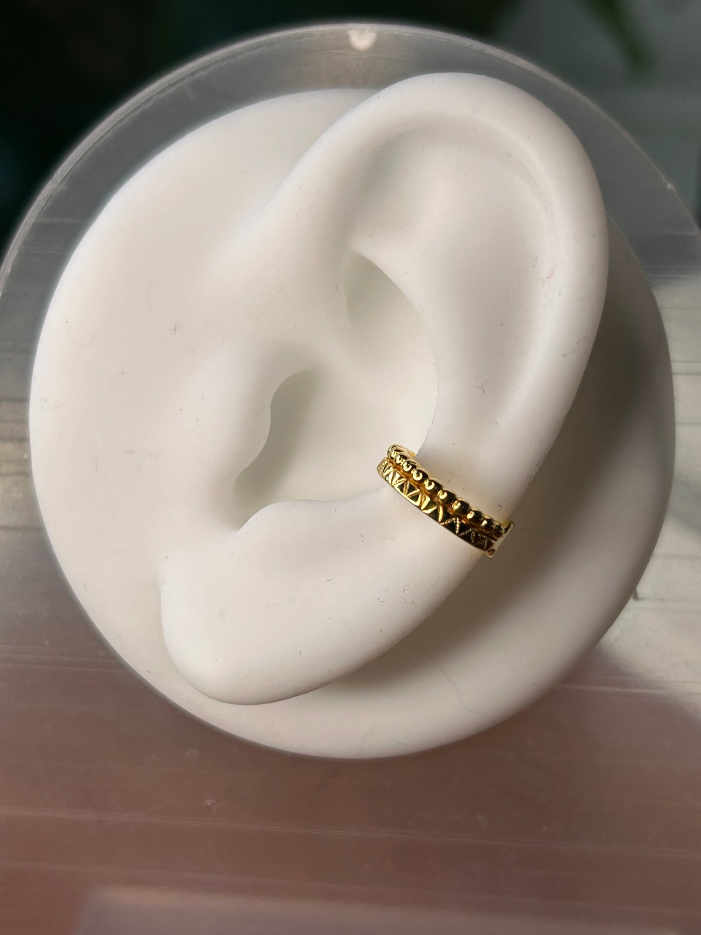 Ear Cuff bolitas