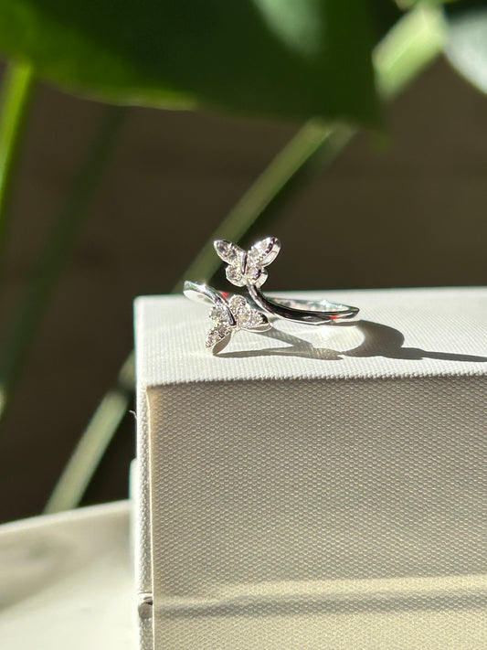 Anillo doble mariposas