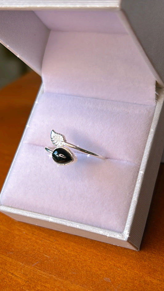 Anillo semi ajustable ónix