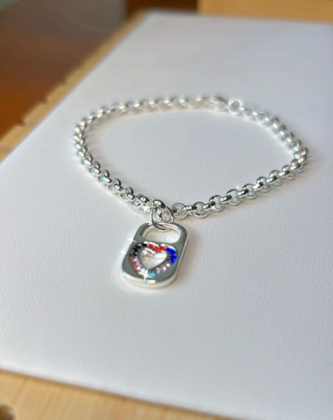 Pulsera dije chapita