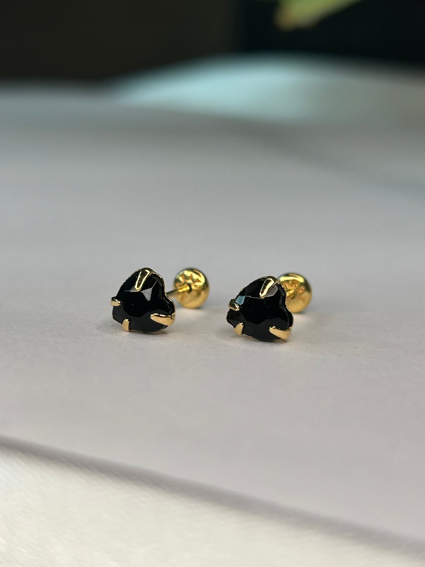 Caravanas corazón cristal negro