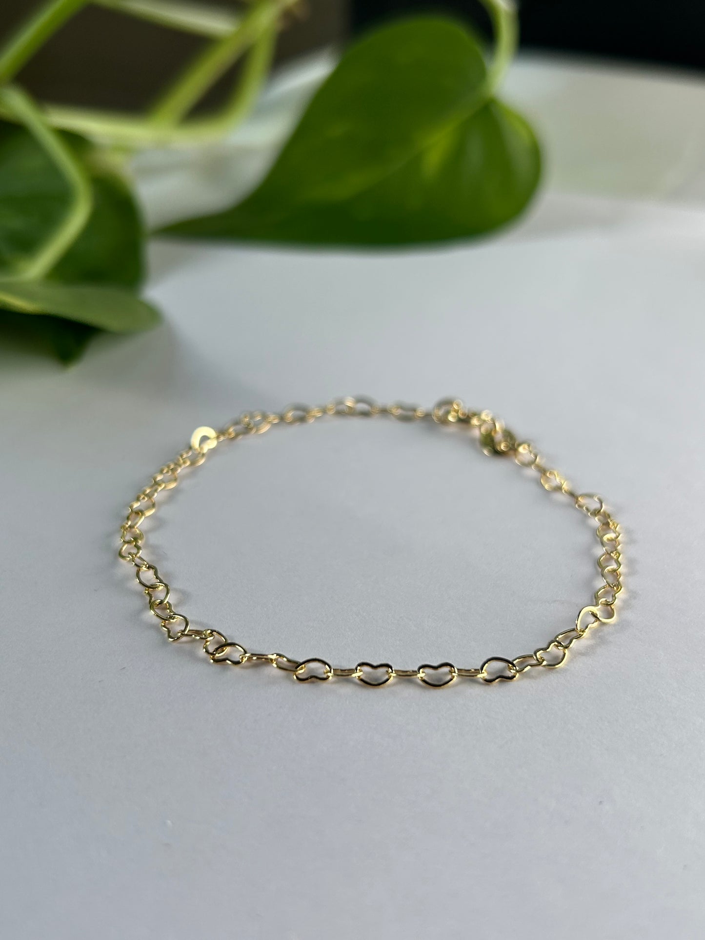 Pulsera corazones calados