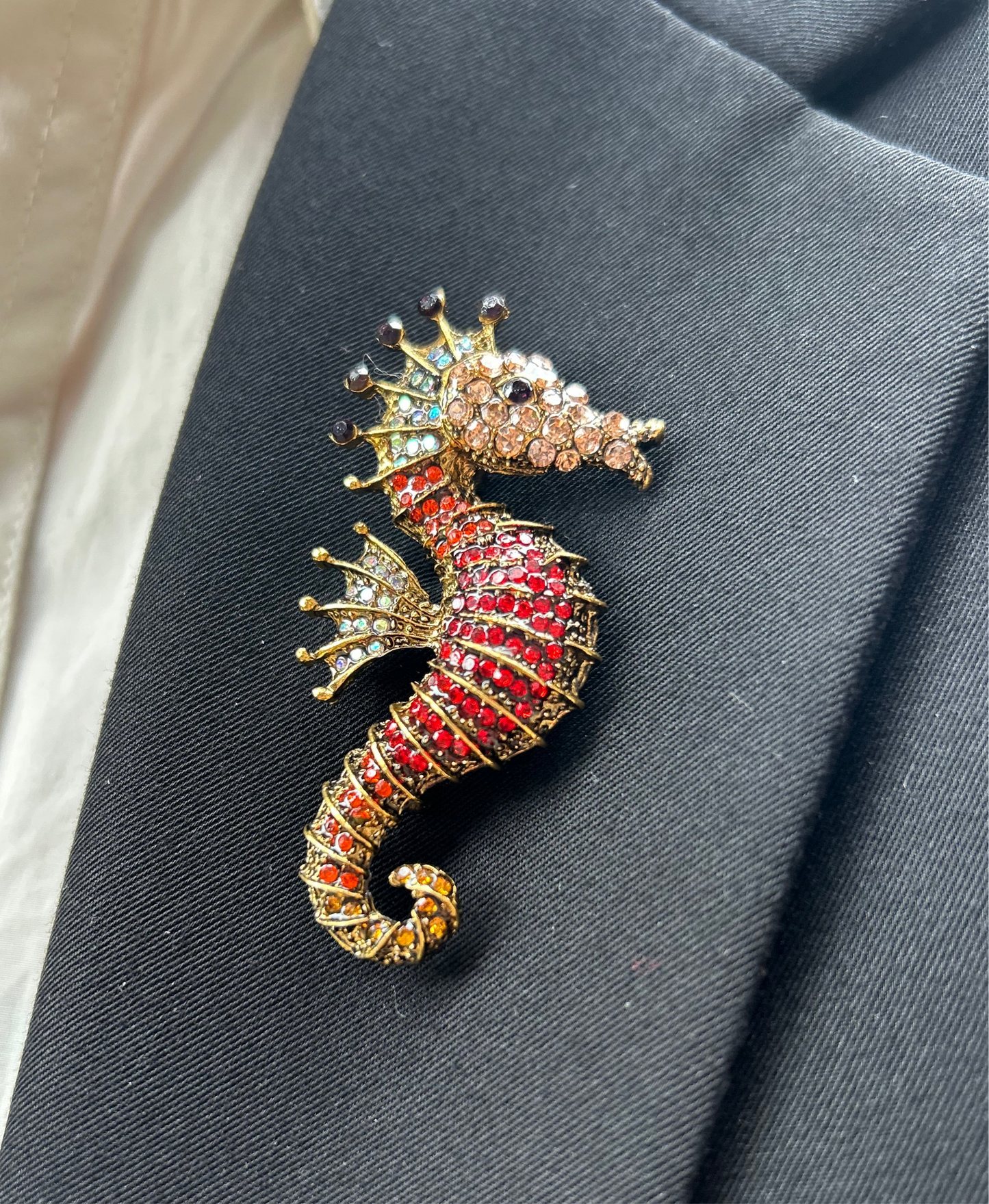 Prendedor caballito de mar red