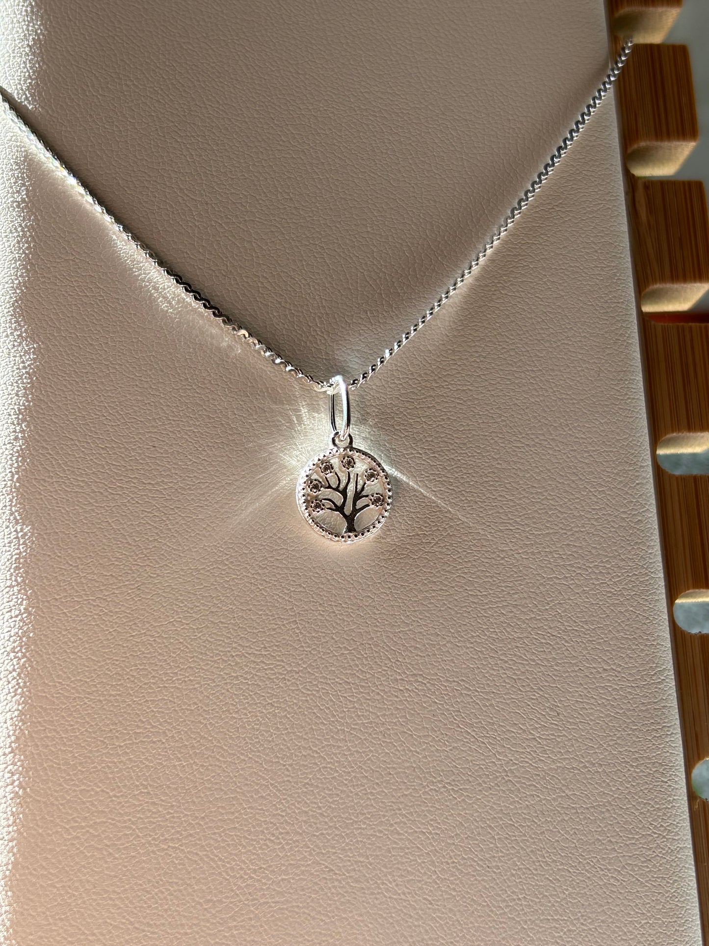 Dije árbol de la vida redondo