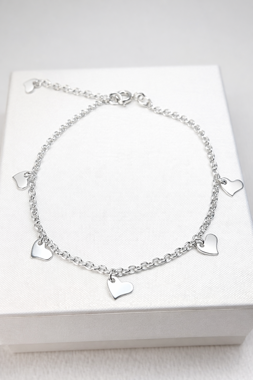 Pulsera Plata Corazones