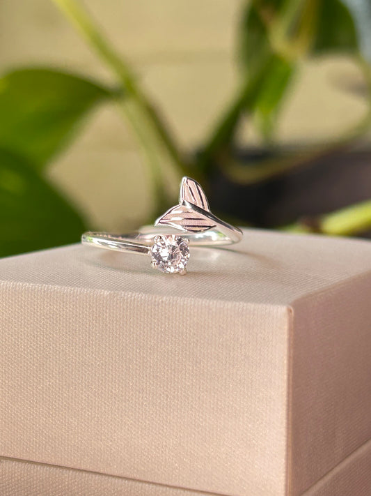 Anillo Sirena y Circonia