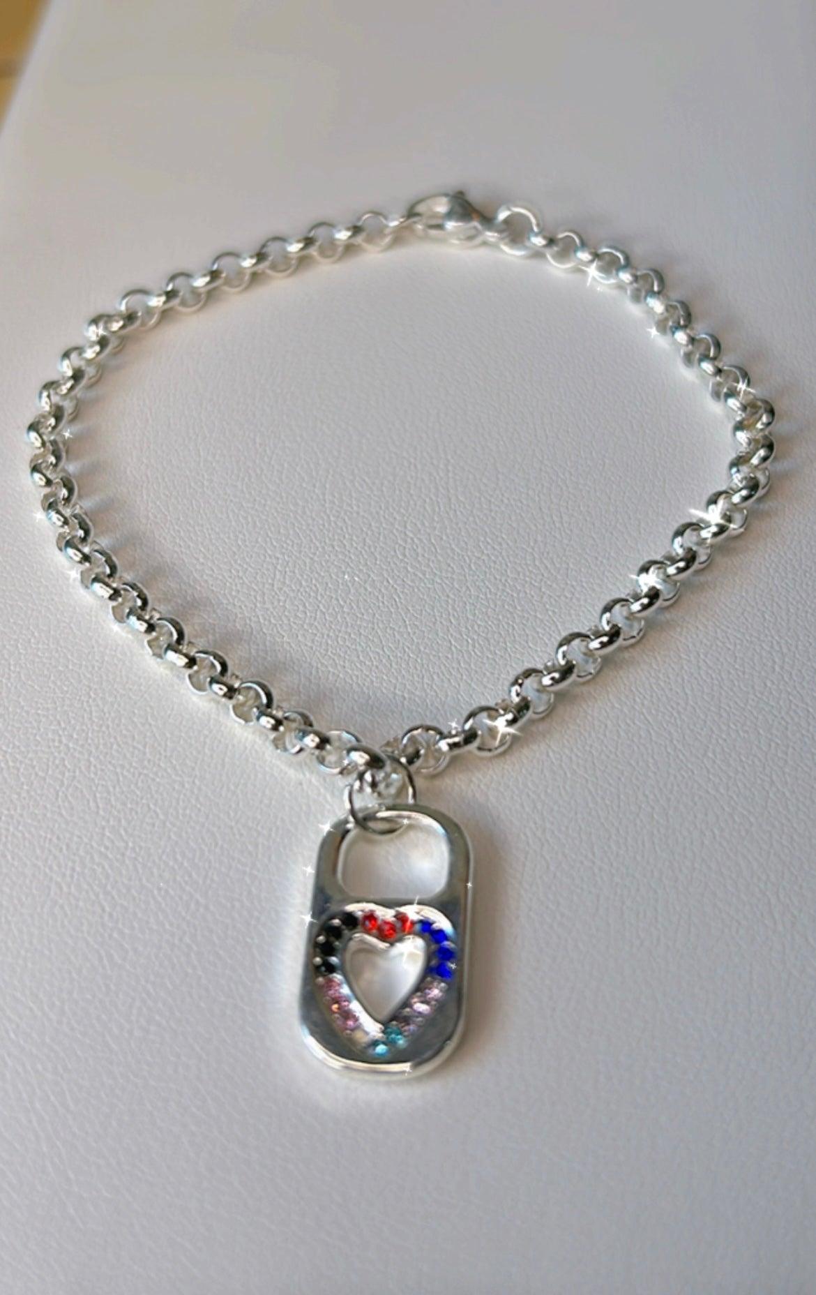Pulsera dije chapita