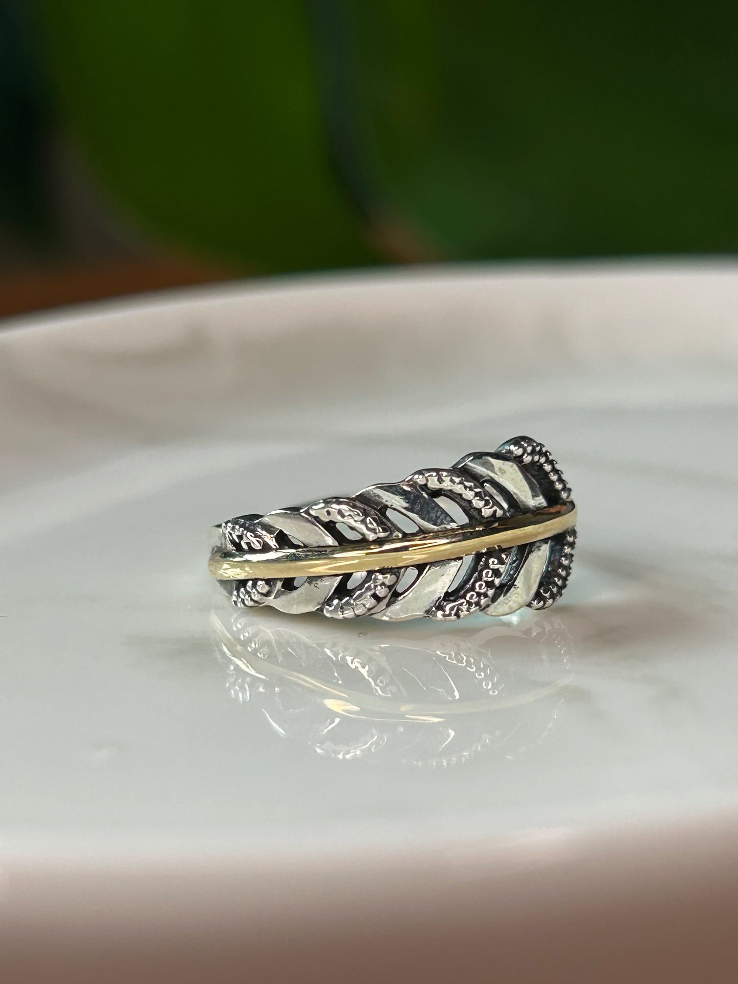 Anillo hoja grande