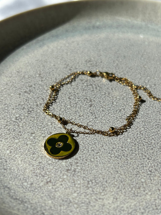 Pulsera doble bolitas y flor negra