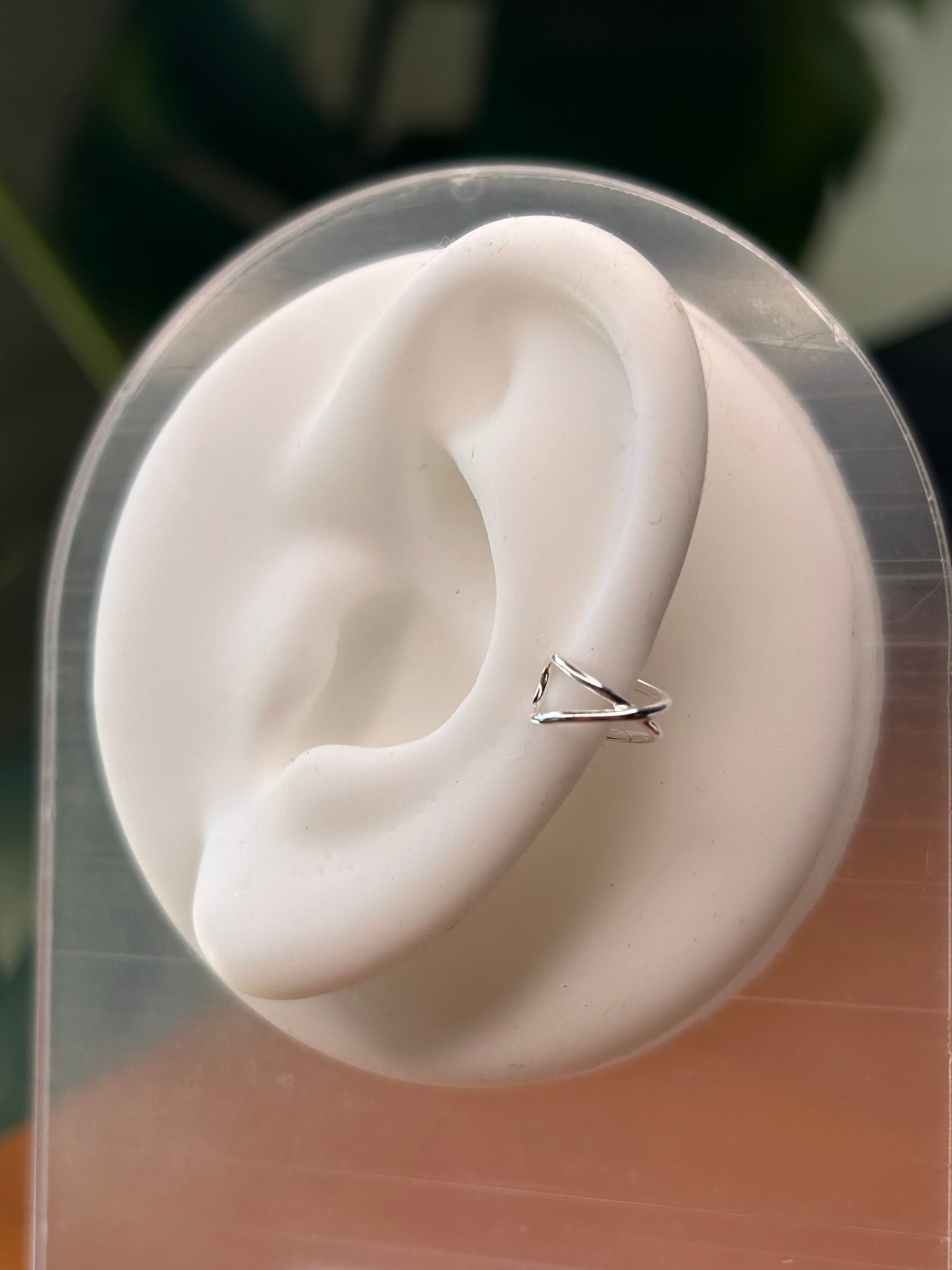 Ear cuff cruz