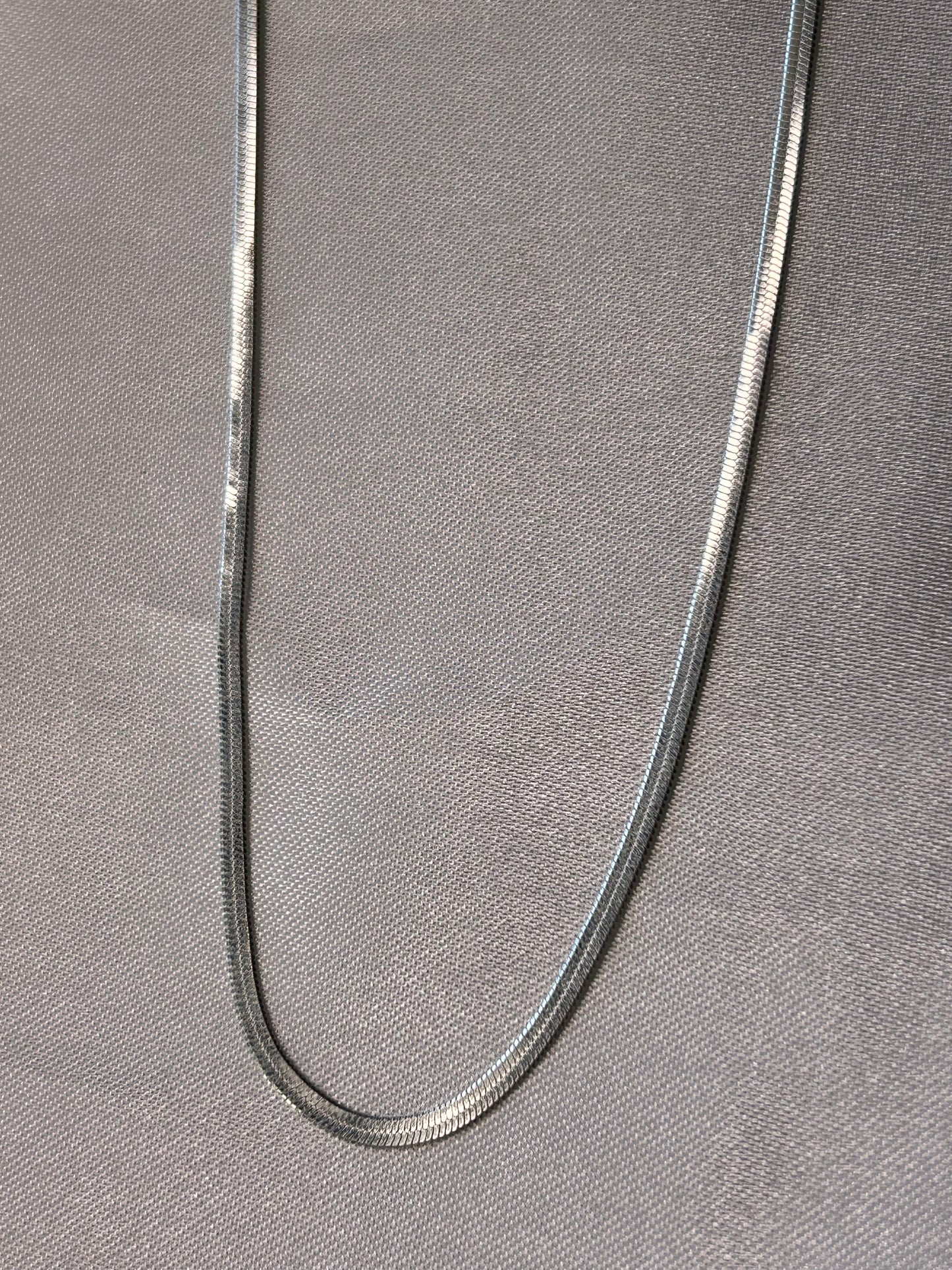 Cadena serpiente fina