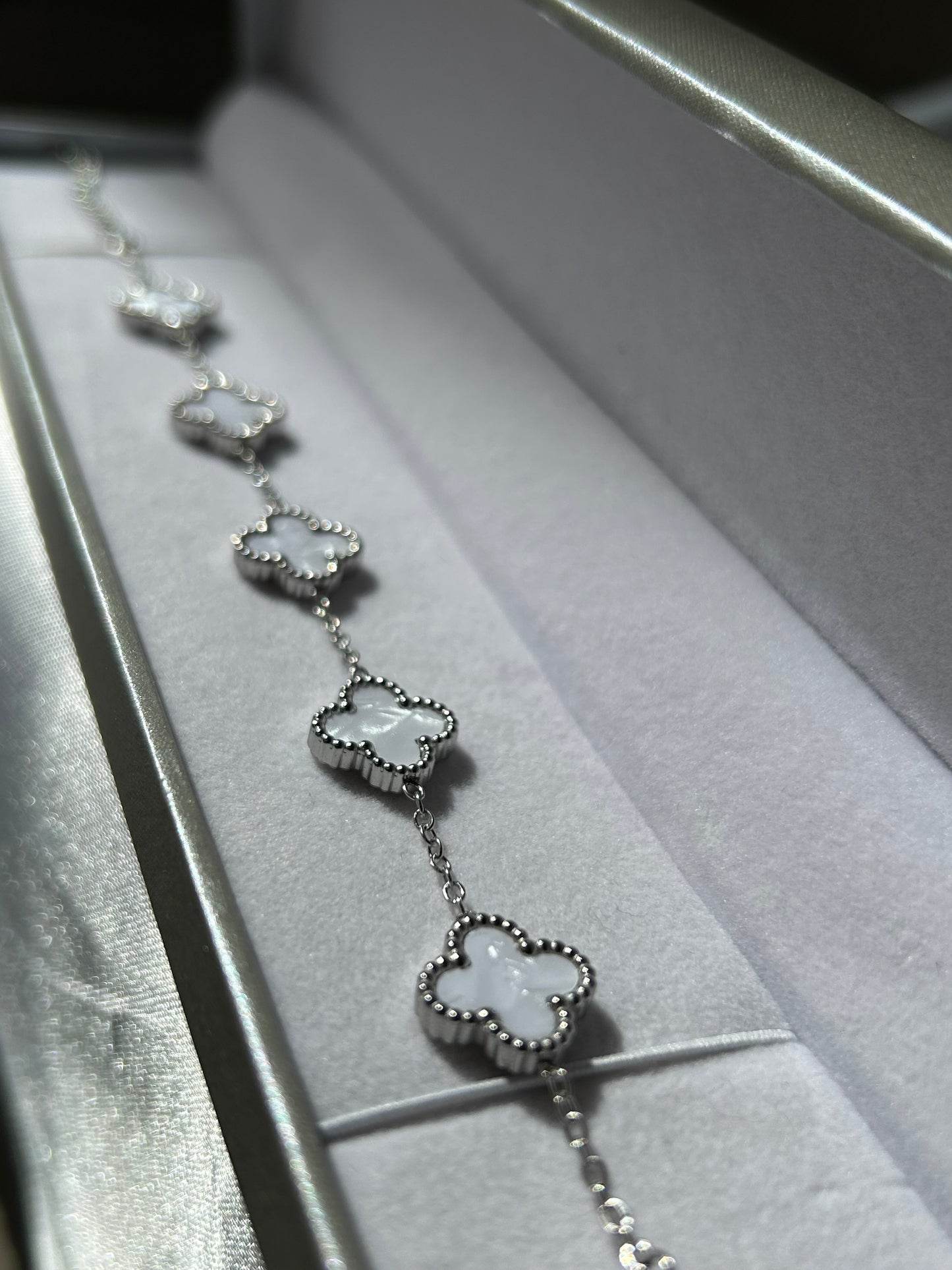 Pulsera flores estilo VC