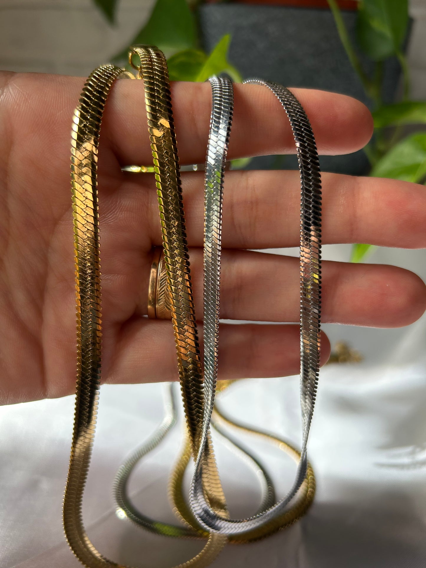 Cadena serpentina ancha