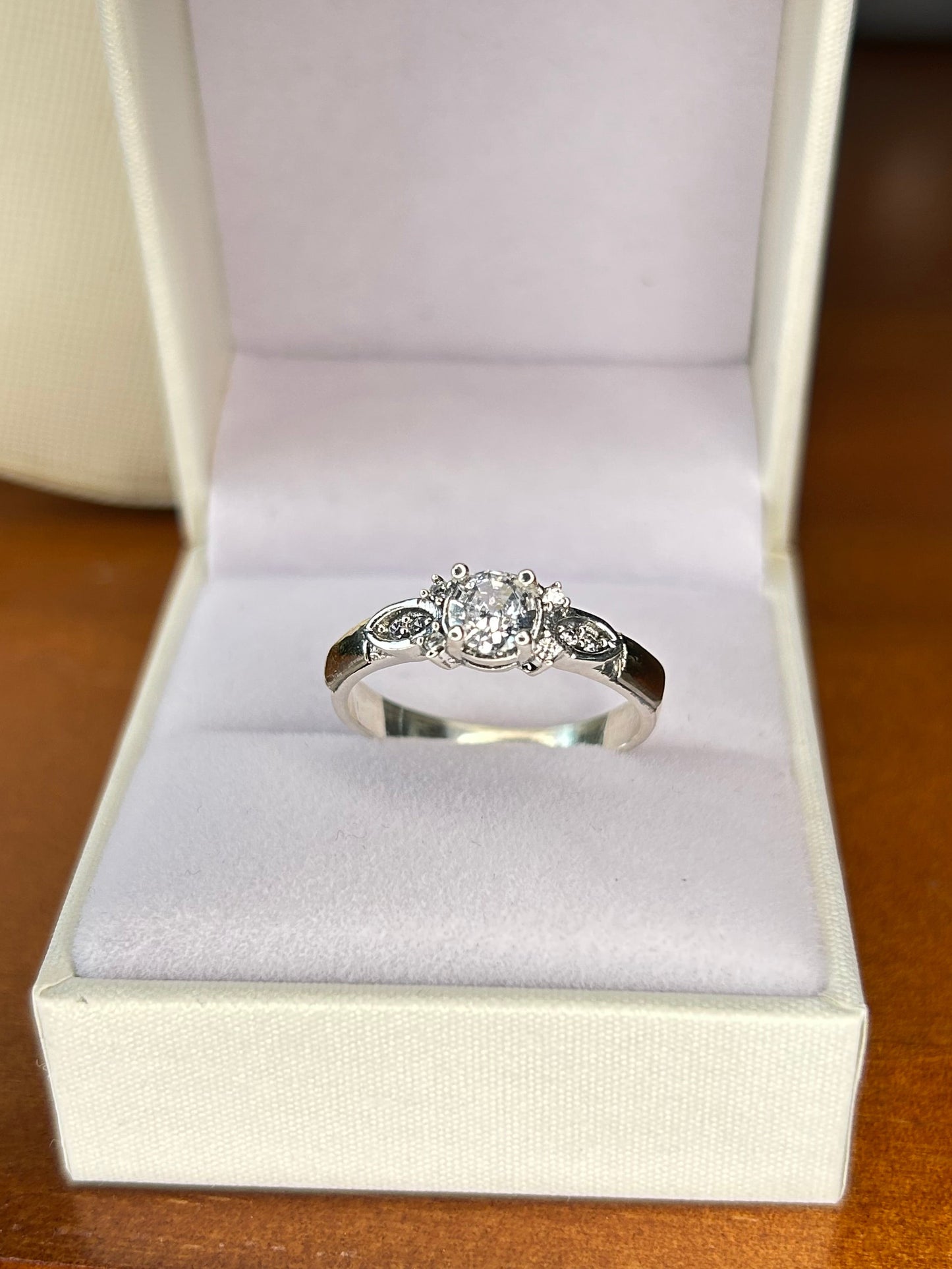 Anillo Solitario Plata y Oro