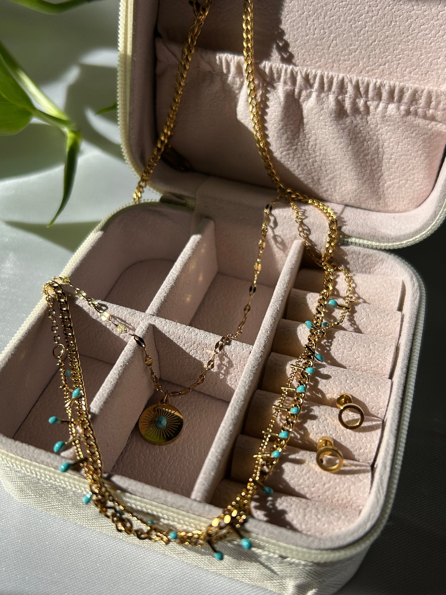 Alhajero armado modelo 9