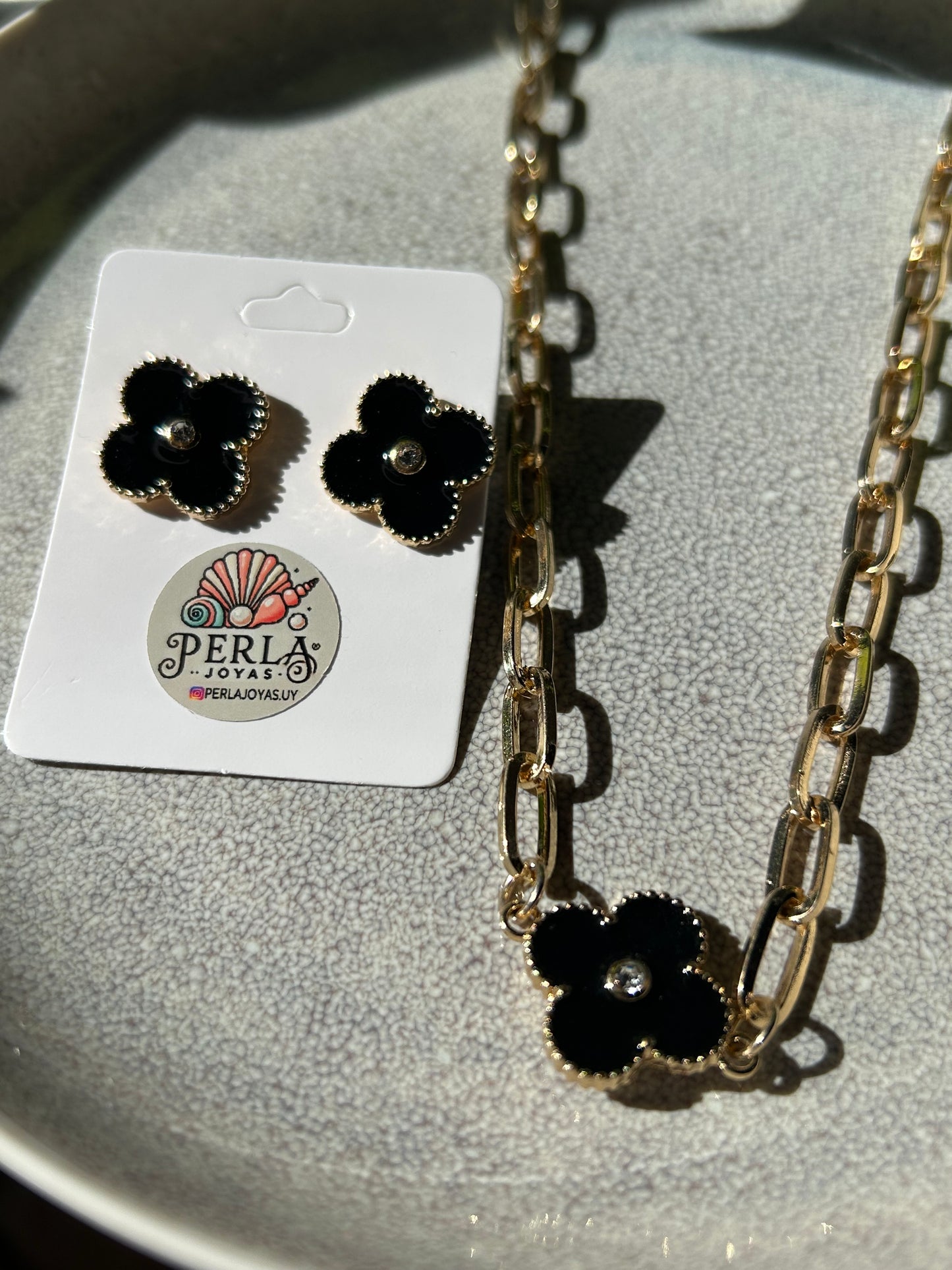 Conjunto flor estilo VC Negro