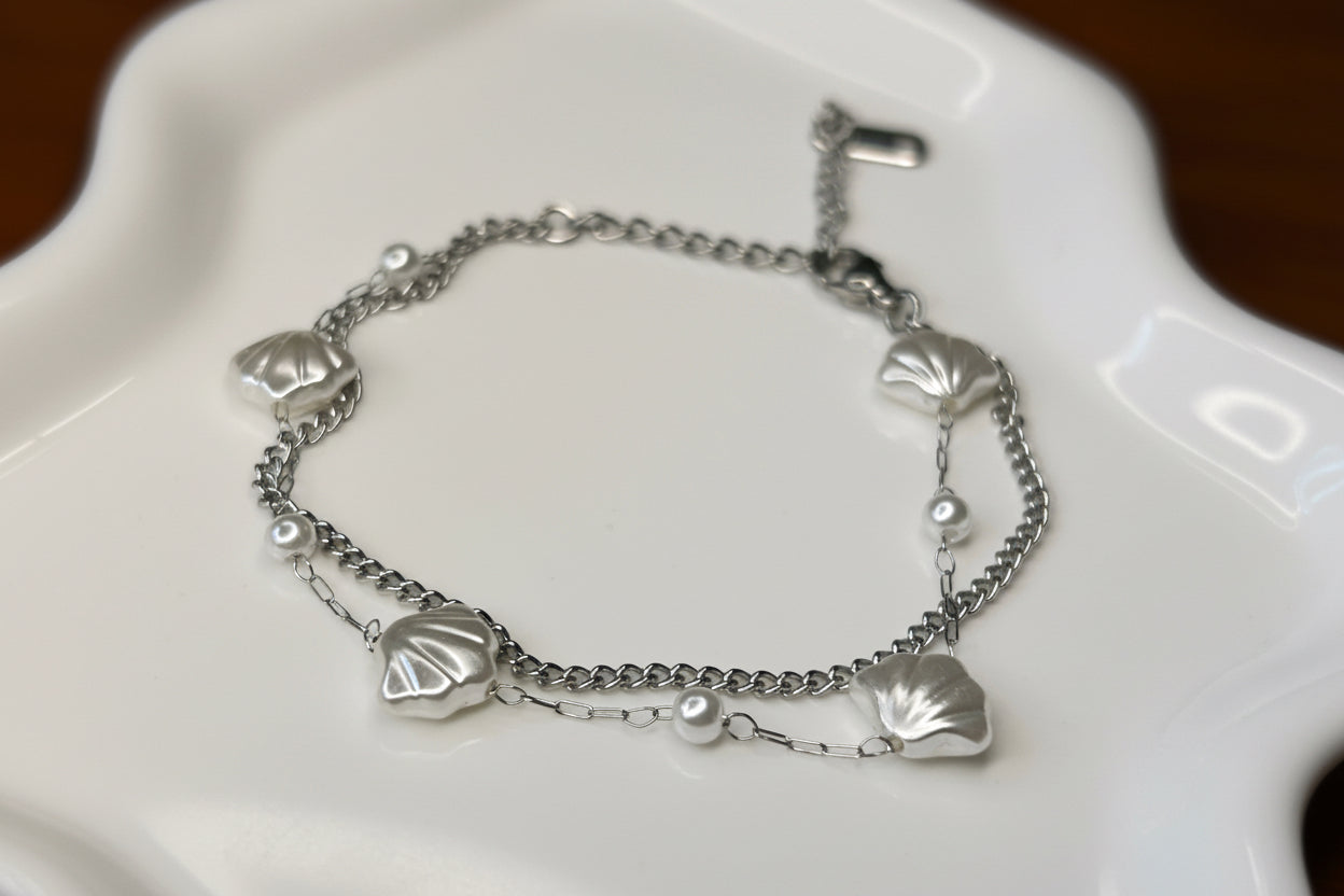 Pulsera Caracolas y perlitas