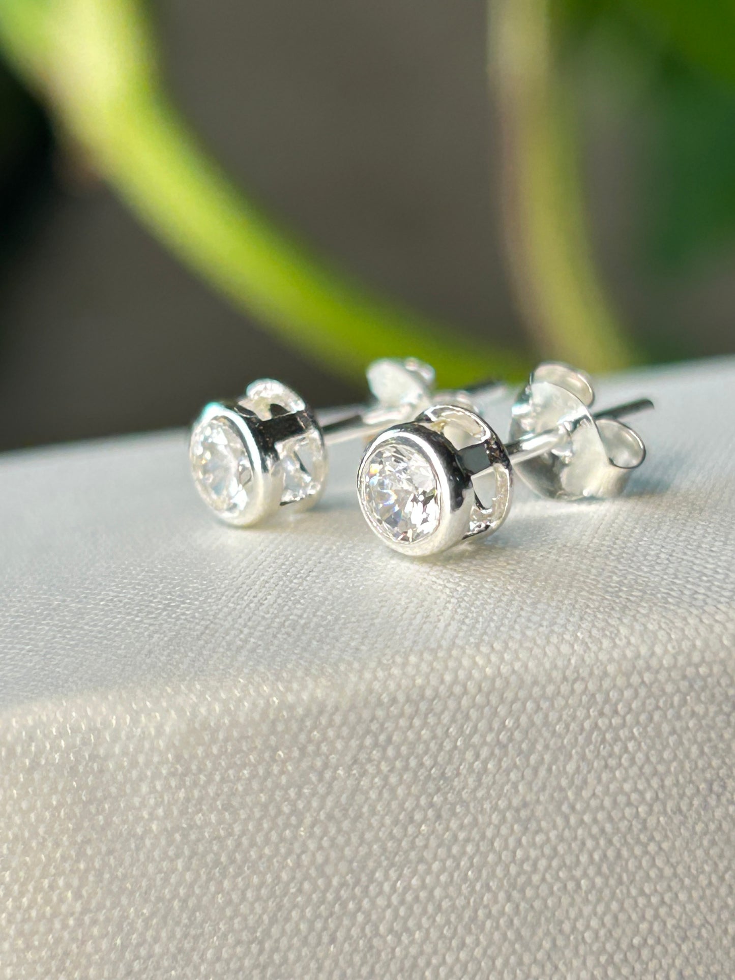 Caravanas punto de luz cristal