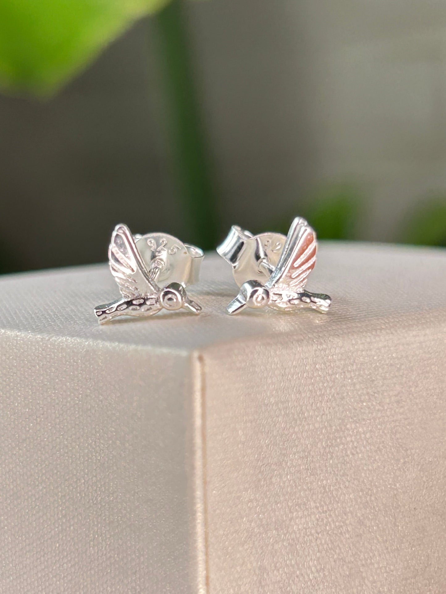 Caravanas mini colibrí