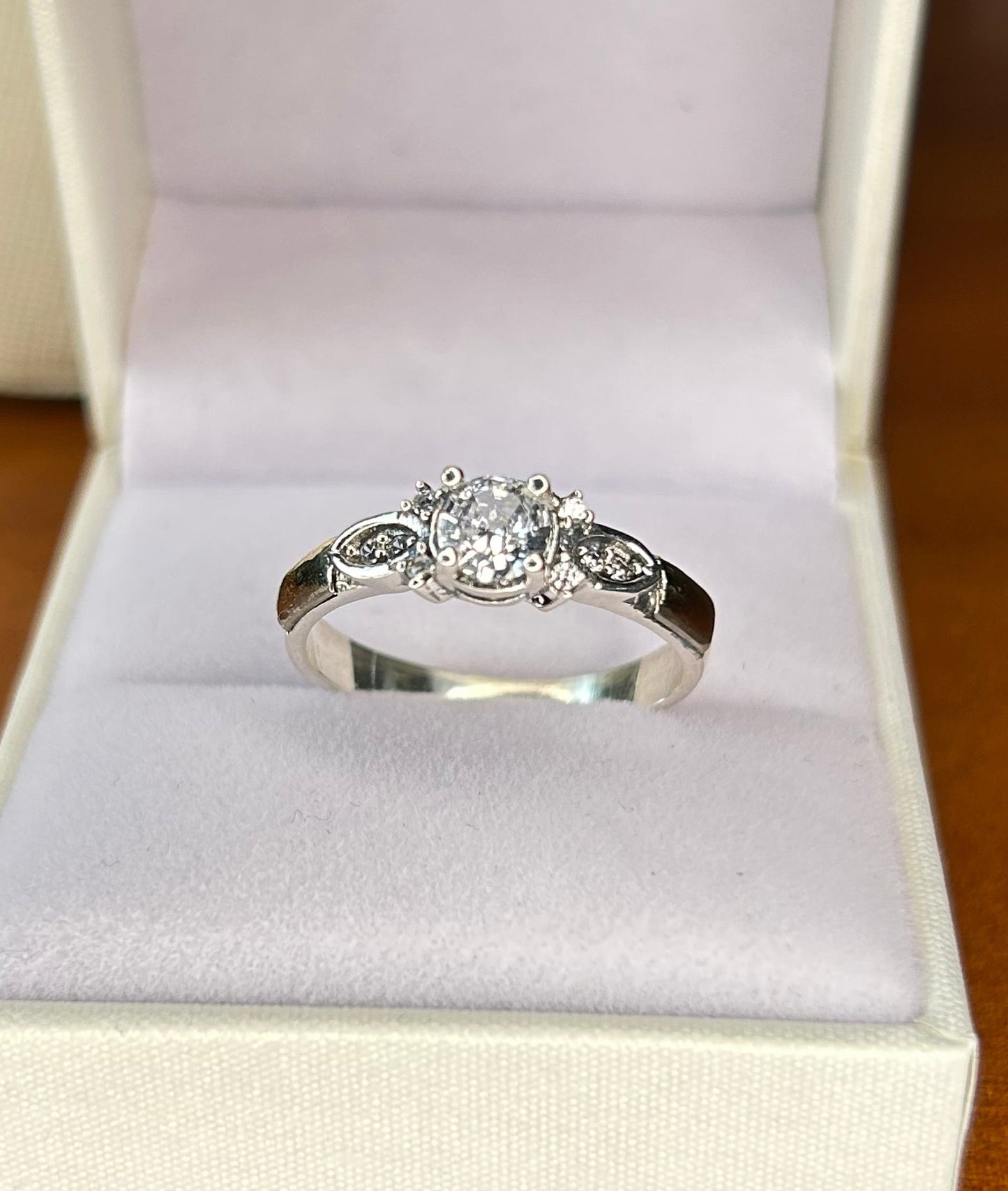 Anillo Solitario Plata y Oro