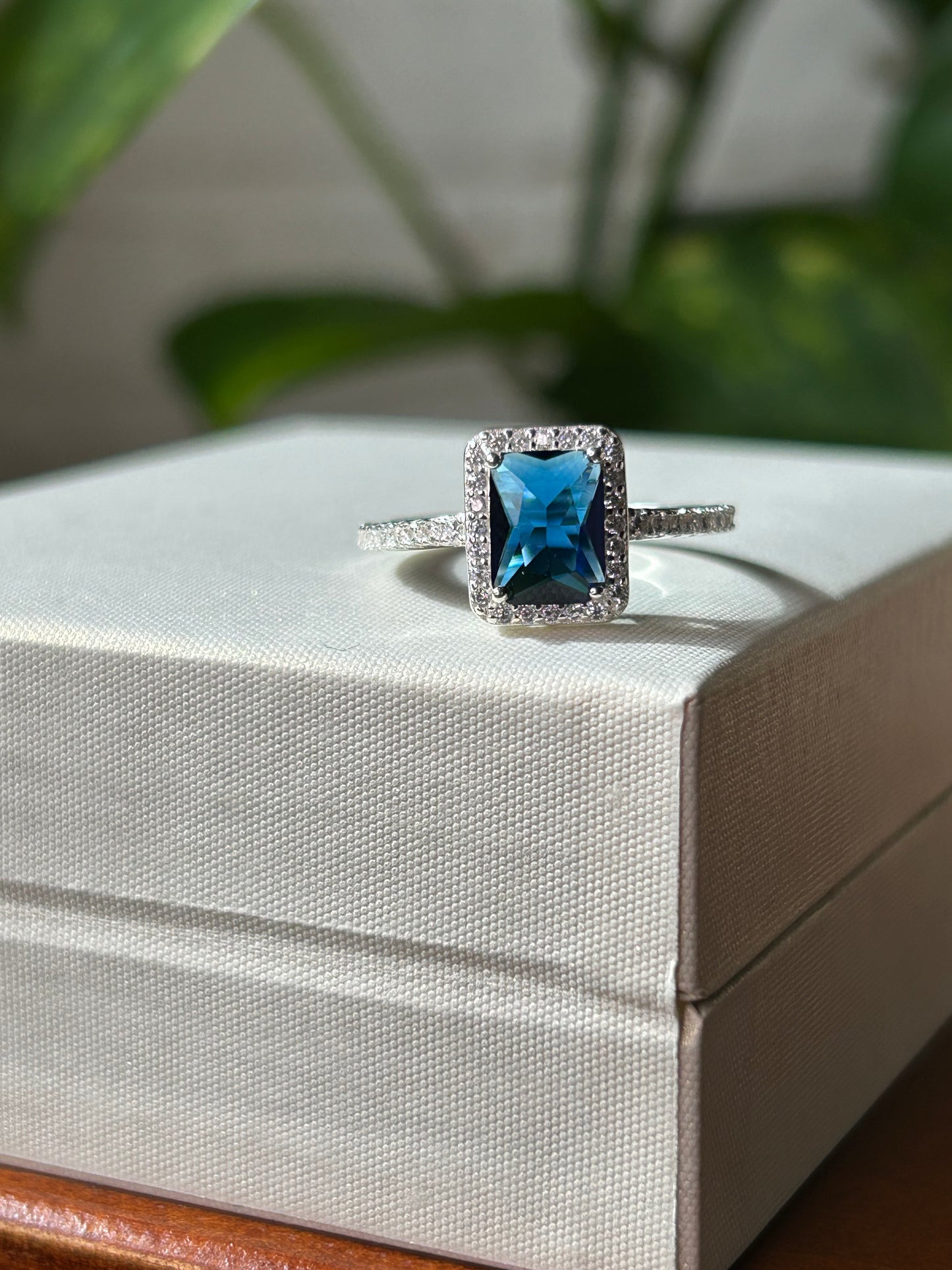 Anillo Deep Blue