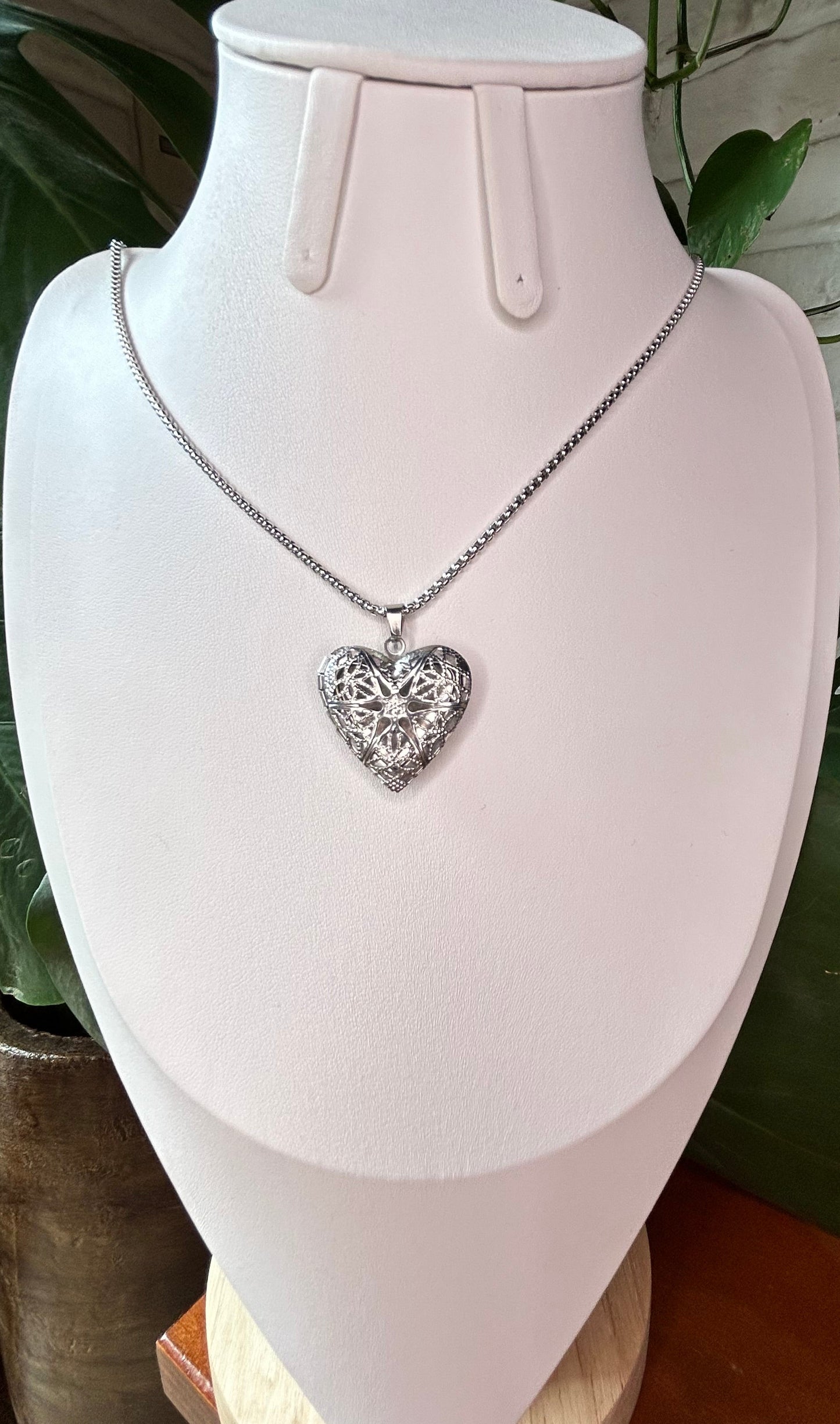 Collar Relicario dije corazón