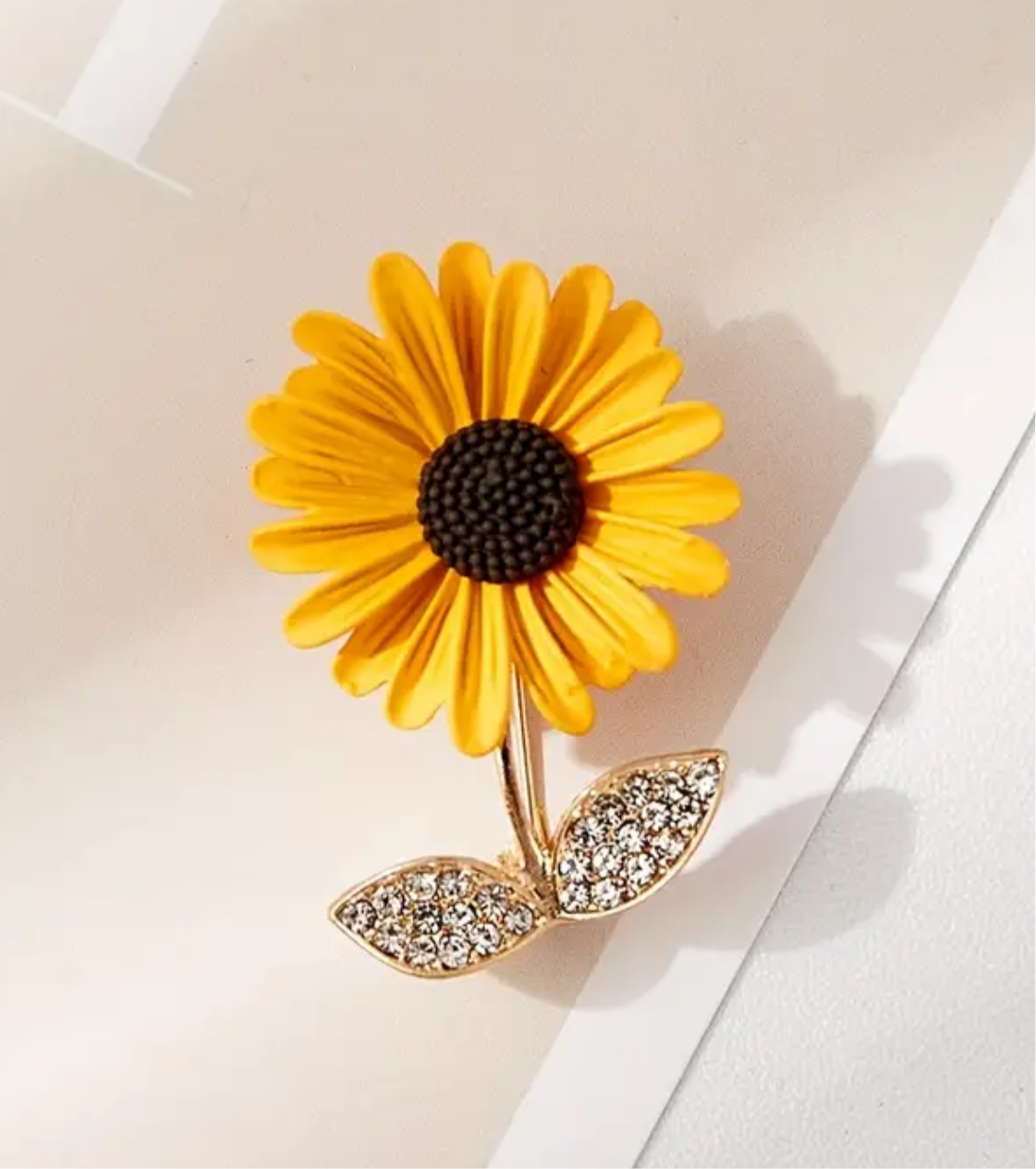 Prendedor Girasol hojitas