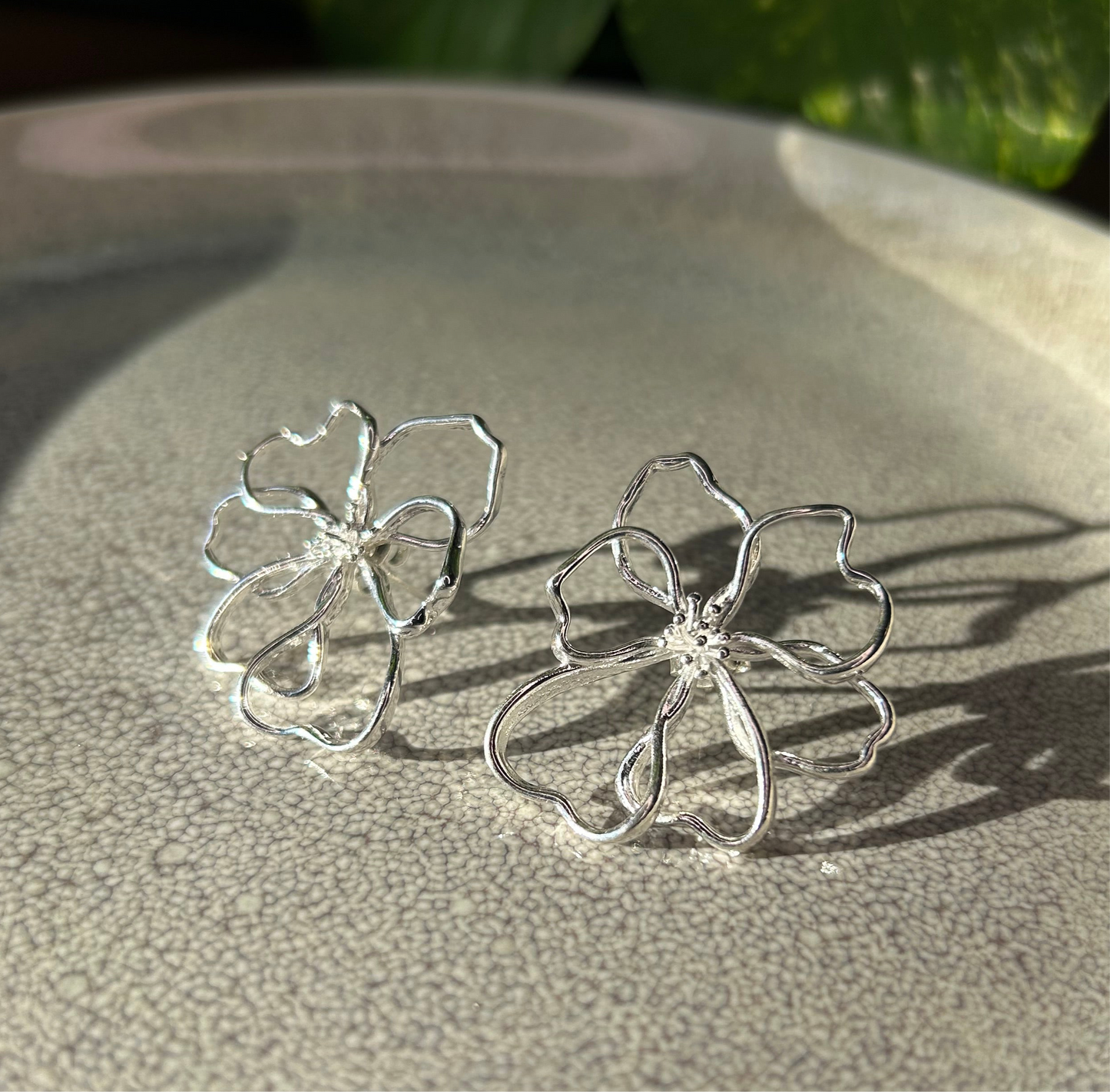 Aros grandes flor diseño