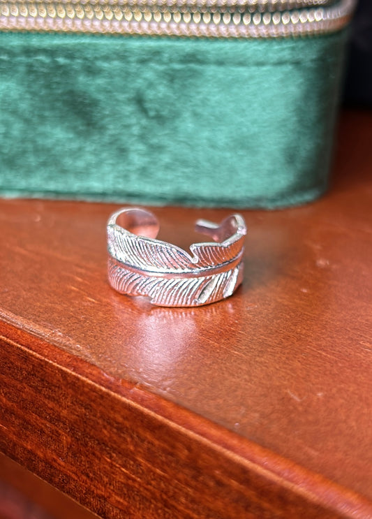Anillo Pluma semi ajustable