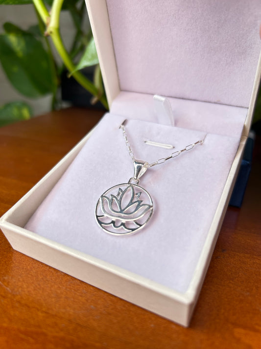 Conjunto Flor de Loto