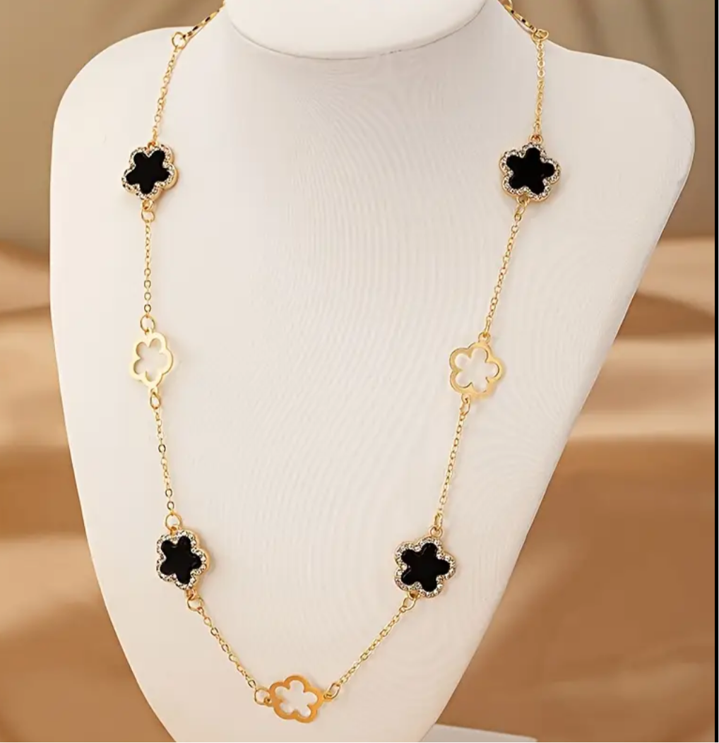 Maxi collar flores caladas