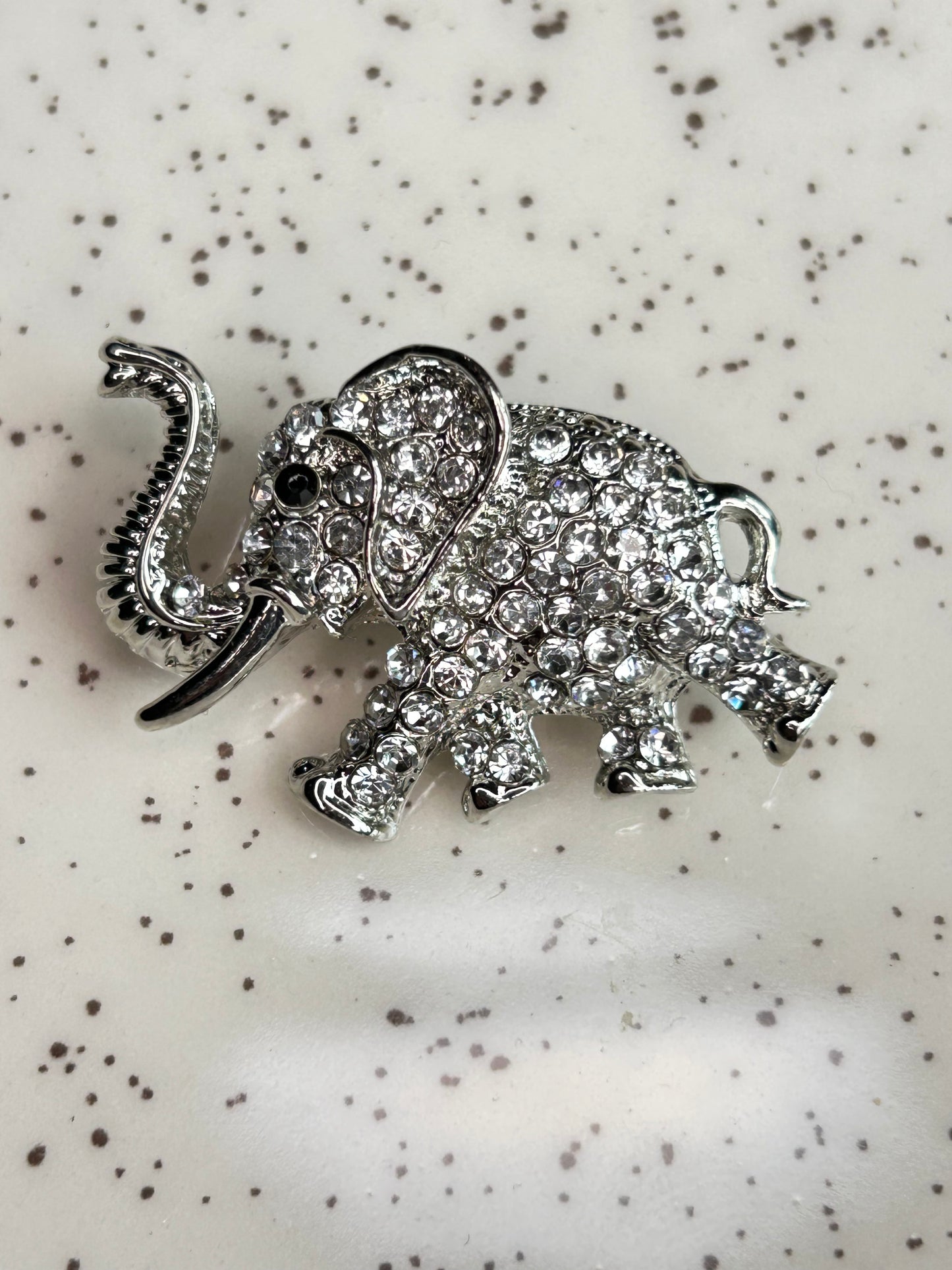 Prendedor elefante plata
