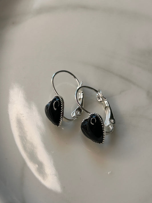 Aros corazón negro