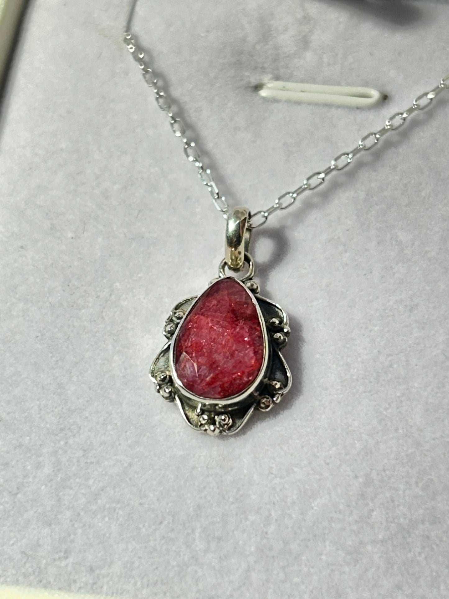 Conjunto raíz de rubí
