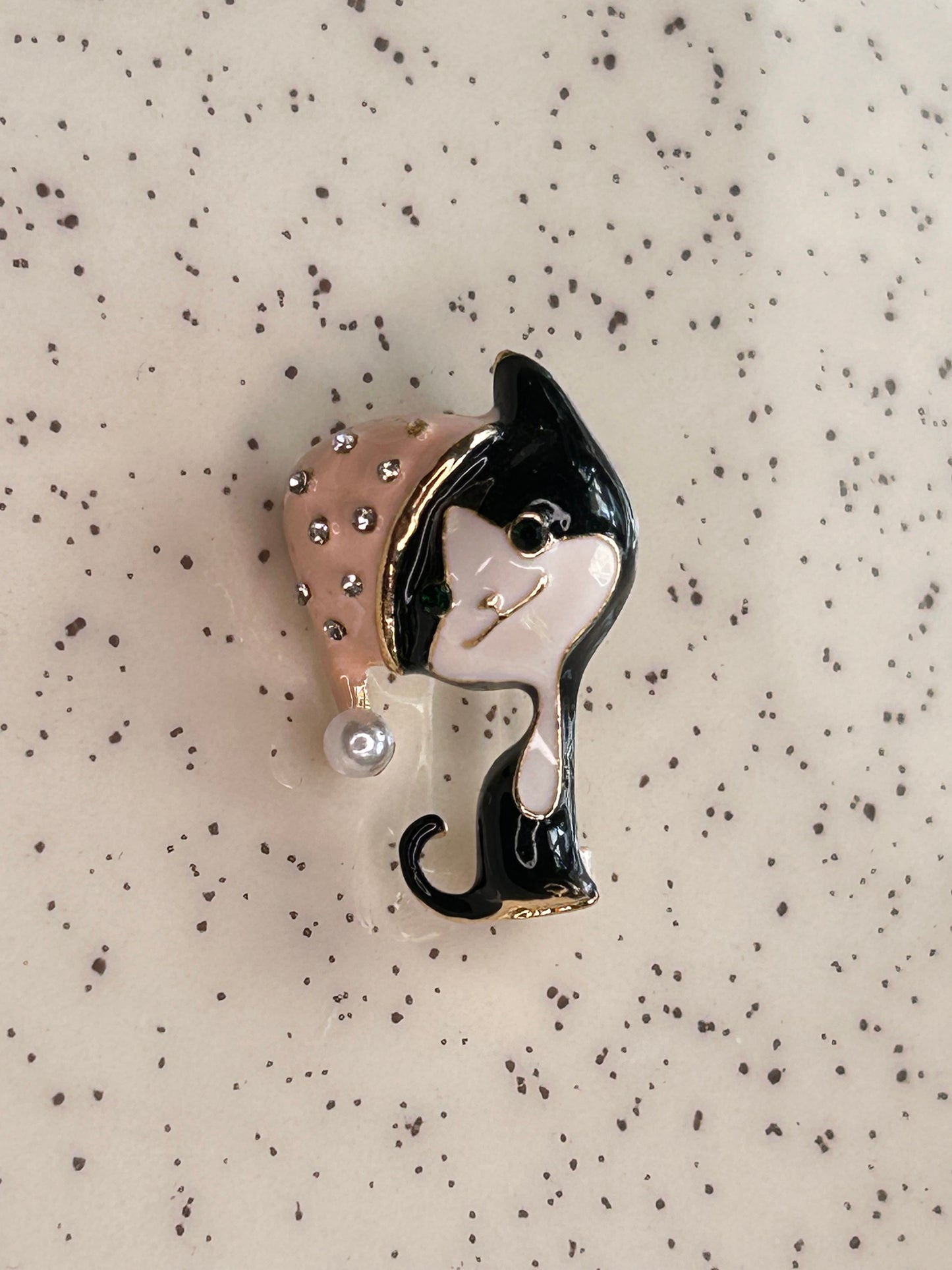 Prendedor gatito gorro