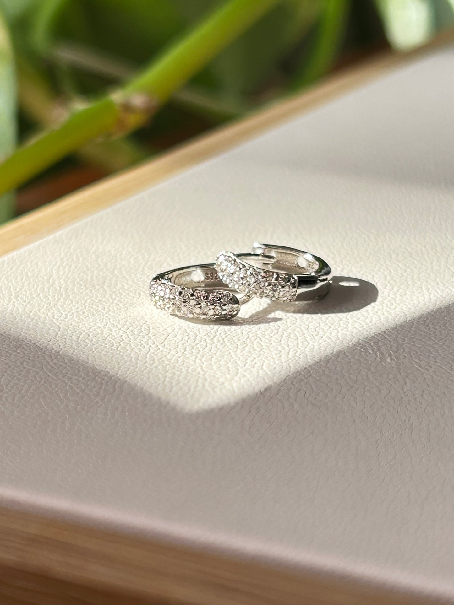 Aritos argollitas circonias dobles