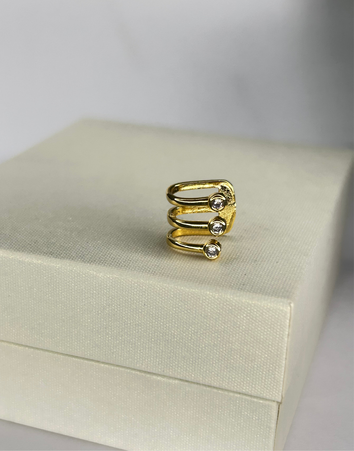 Ear Cuff triple línea