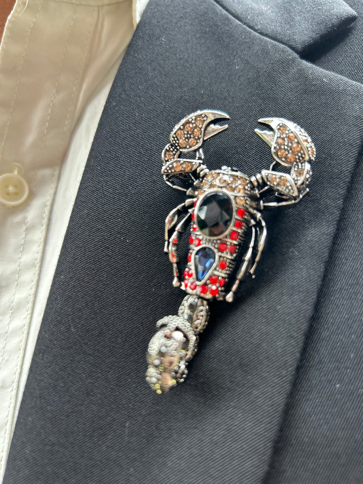 Prendedor Escorpión XL