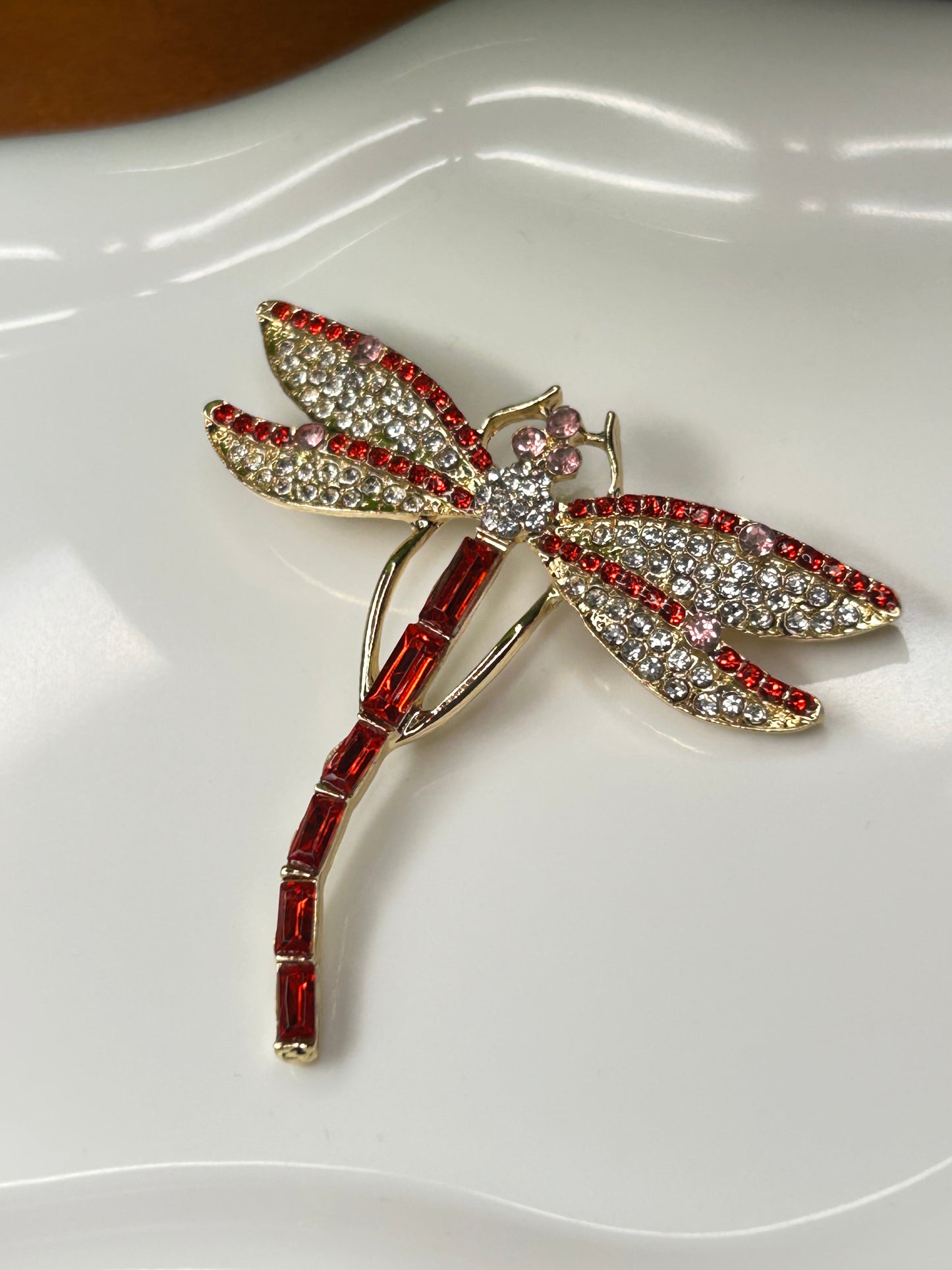 Prendedor Libélula Red