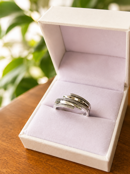Anillo Essenza